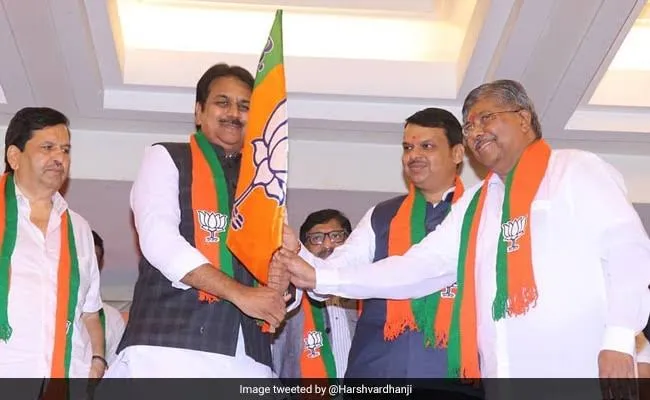 BJP में शामिल हुए हर्षवर्धन पाटिल,महाराष्ट्र चुनाव से पहले Congress को झटका