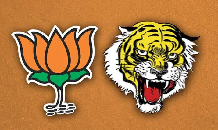महाराष्ट्र में BJP को मिला सरकार बनाने का न्यौता तो शिवसेना ने कहा-कांग्रेस राज्य की दुश्मन नहीं