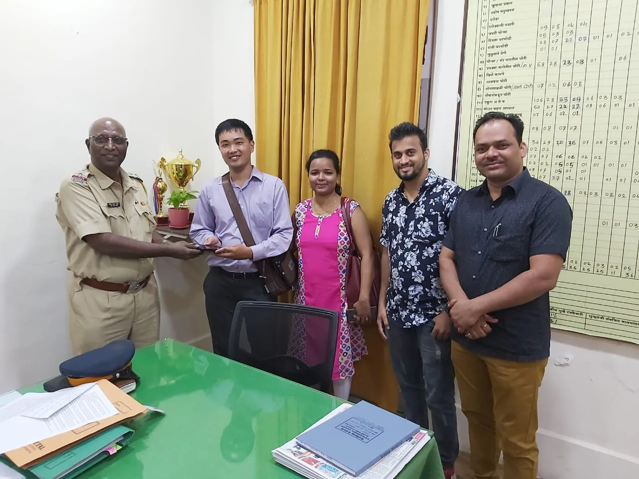माहिम पुलिस ने सिर्फ 15 मिनट में NRI का मोबाइल खोजा