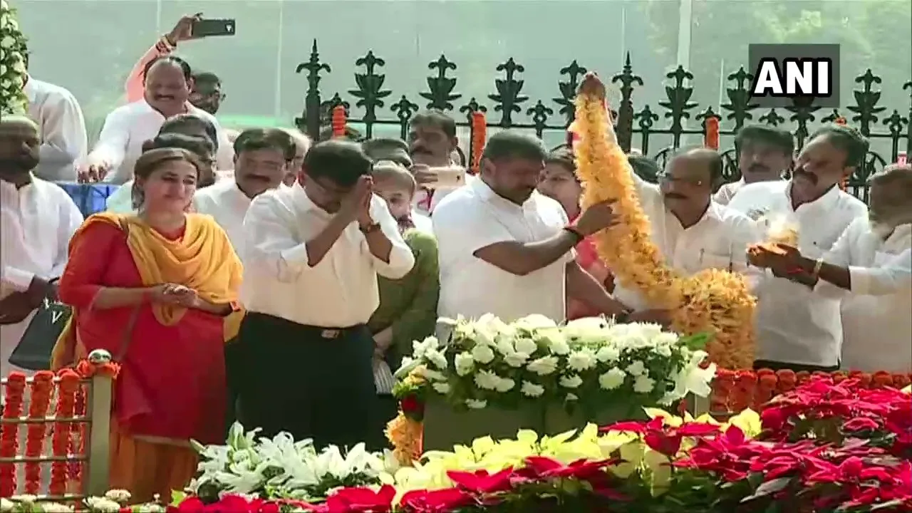 बाला साहेब ने जो वचन दिया था वो जल्दी ही पूरा होगा और महाराष्ट्र में शिवसेना का ही मुख्यमंत्री बनेगा , संजय राउत