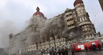 राष्‍ट्र आज 26/11 के मुम्‍बई आंतकी हमले के ग्‍यारह वर्ष पूरे होने पर शहीदों को याद कर रहा है