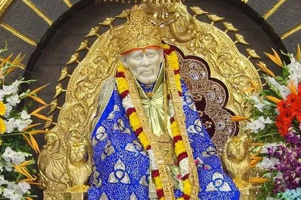 CM के बयान से भडक़े श्रद्धालुओं ने किया आज से शिरडी बंद का ऐलान