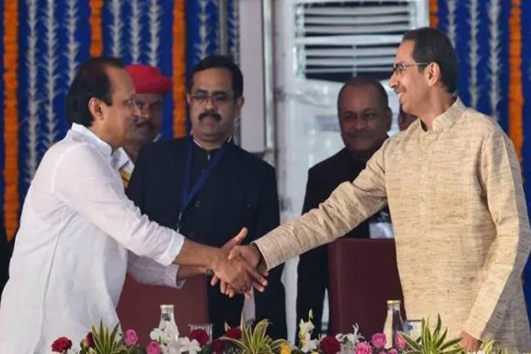 उद्धव सरकार ने किया विभागों का बंटवारा