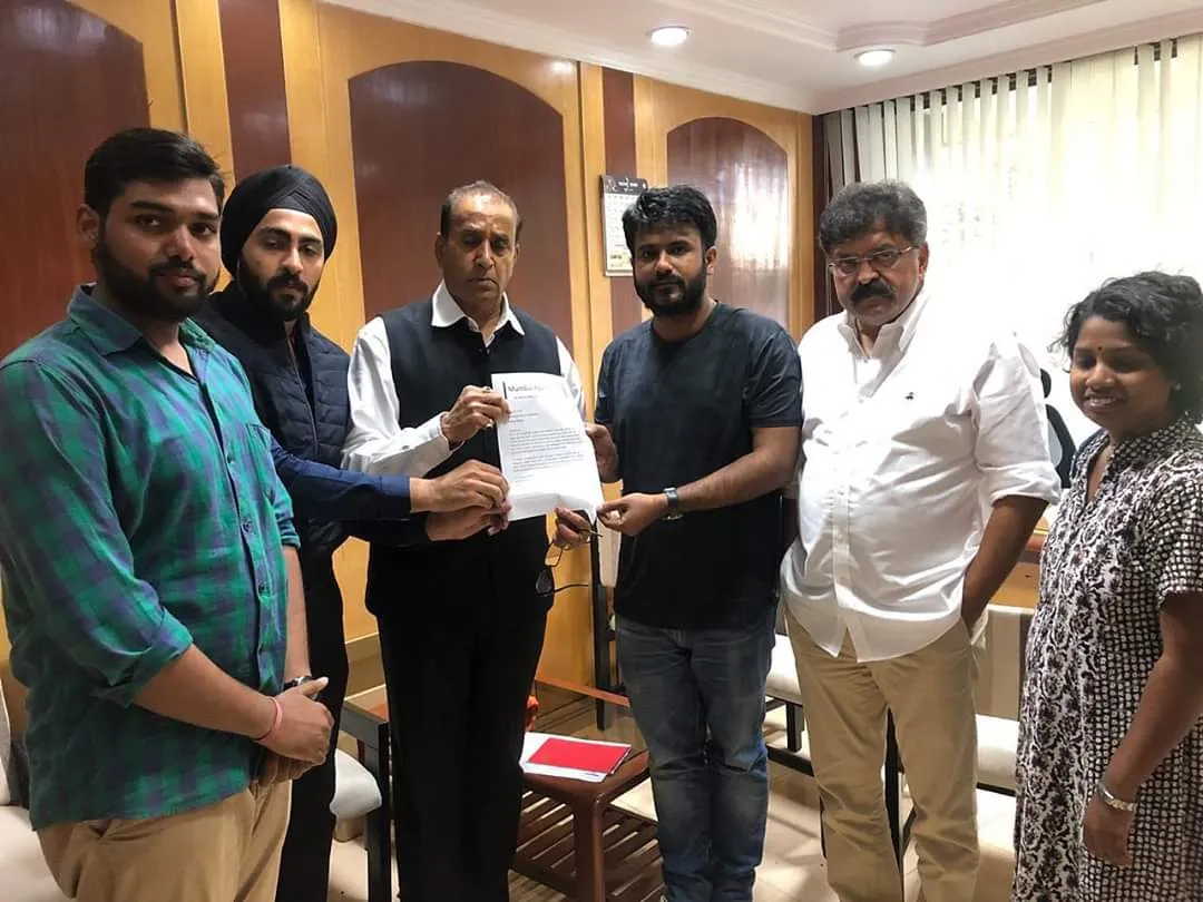 गेटवे ऑफ इंडिया पर 31 प्रदर्शनकारियों के खिलाफ दायर एफआईआर को रद्द करने केलिए छात्र प्रतिनिधि ने गृह मंत्री अनिल देशमुख से आग्रह की