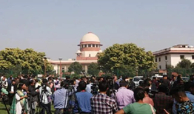 NPR प्रक्रिया पर रोक से SC का इनकार, केंद्र को नोटिस जारी कर मांगा जवाब