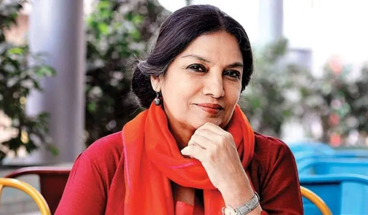 एक्सीडेंट के बाद शबाना आजमी के ड्राइवर के खिलाफ केस दर्ज, जानें कैसी है अभिनेत्री की हालत