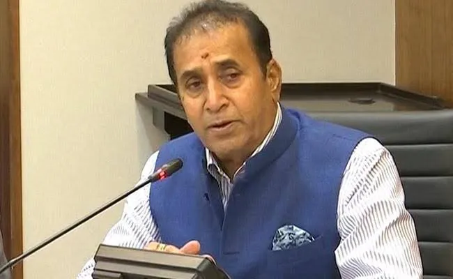 महाराष्ट्र सरकार 11000 अंडर ट्रायल और सजा पा चुके कैदियों को परोल पे छोड़ने का फैसला लिया है.