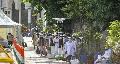 सरकार, तबलीग जमात के कार्यकर्ताओं में कोविड-19 के संक्रमण की पहचान कर क्‍वारें‍टीन के लिए प्रतिबद्ध