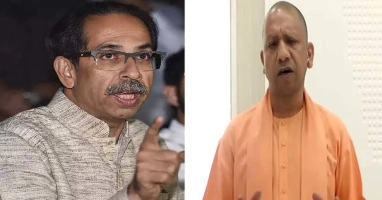 उद्धव ठाकरे ने योगी आदित्यनाथ को मंगलवार को फोन कर बुलंदशहर में दो पुजारियों की हत्या को लेकर चिंता जतायी