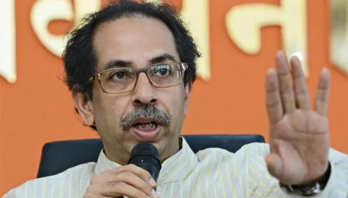 महाराष्ट्र के मुख्यमंत्री उद्धव ठाकरे ने राज्य को दाल मिलने में हो रही देरी को लेकर केंद्र की मोदी सरकार पर तंज कसा