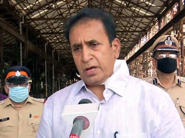 महाराष्ट्र सरकार ने राज्य में कानून और व्यवस्था बनाए रखने में मदद के लिए केंद्र से केंद्रीय सशस्त्र पुलिस बलों (सीएपीएफ) की 20 कंपनियों का अनुरोध किया