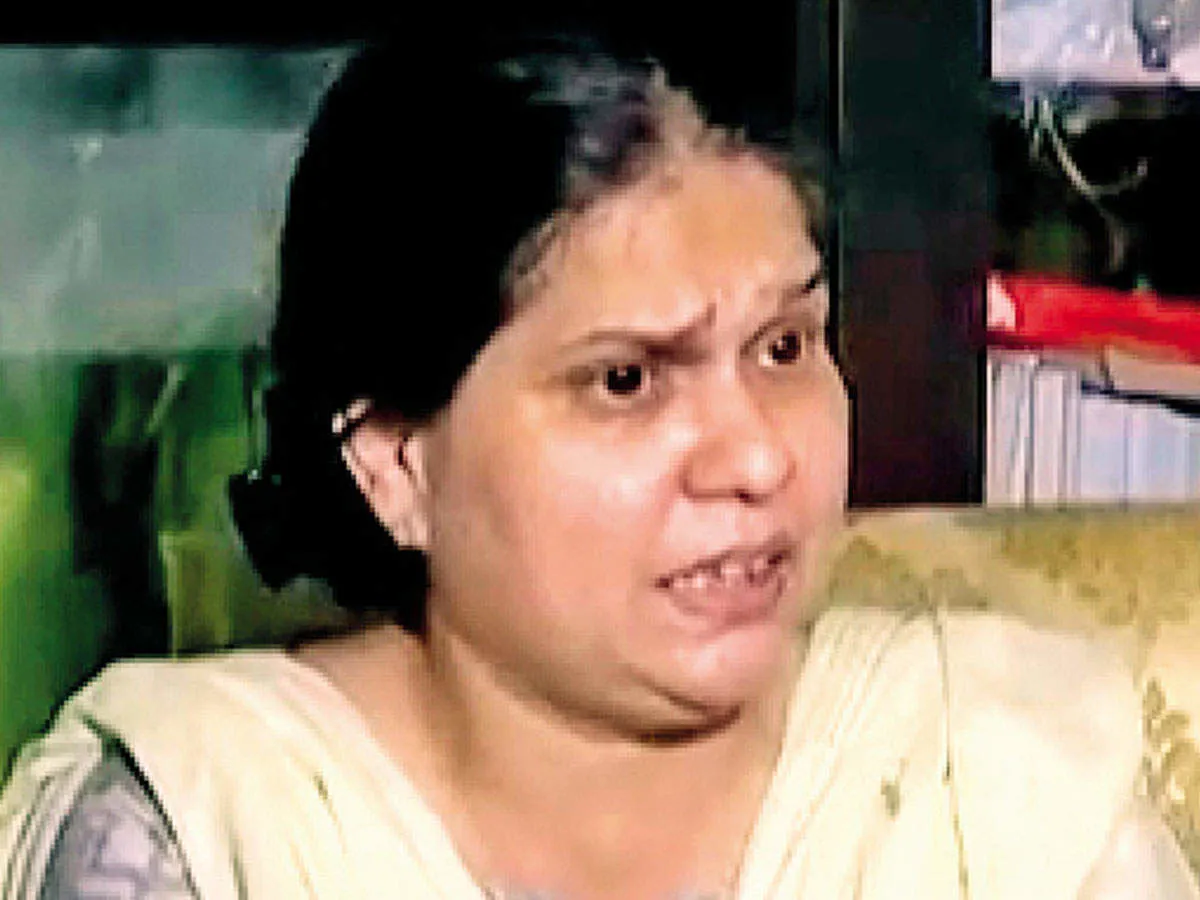 विकास दुबे की पत्नी ऋचा पहली बार मीडिया के सामने आई