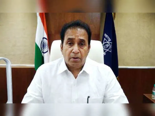 बॉलीवुड अभिनेताओं पर लगे आरोपों पर अनिल देशमुख ने कहा, ‘अगर सही पाया गया तो कड़ी कार्रवाई की जाएगी।’