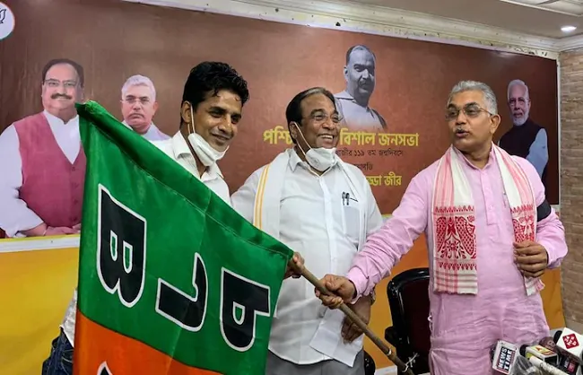 फुटबॉलर मेहताब हुसैन का 24 घंटे में ही बीजेपी से हुआ मोहभंग, इस्तीफा दिया