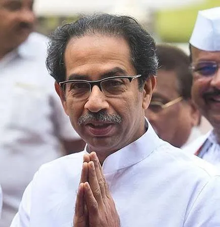 मुख्यमंत्री उद्धव ठाकरे ने प्रधानमंत्री फसल बीमा योजना राज्यों की हिस्सेदारी 50 प्रतिशत बनाए रखने मांग की