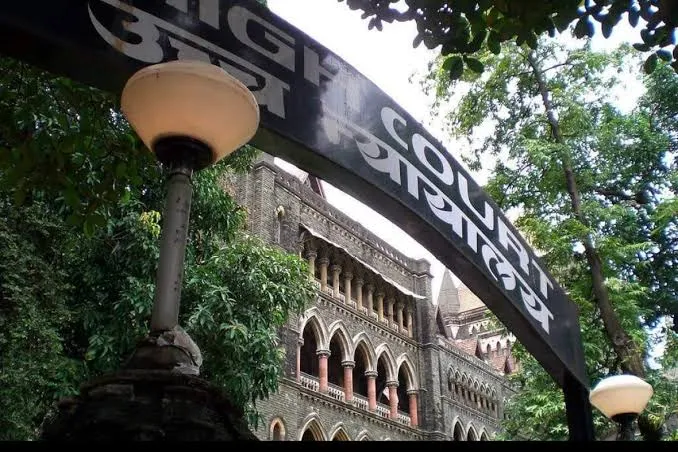 मालेगांव बम धमाके के पीड़ित ने बंबई उच्च न्यायालय से श्रीकांत पुरोहित की याचिका में हस्तक्षेप की इजाजत मांगी