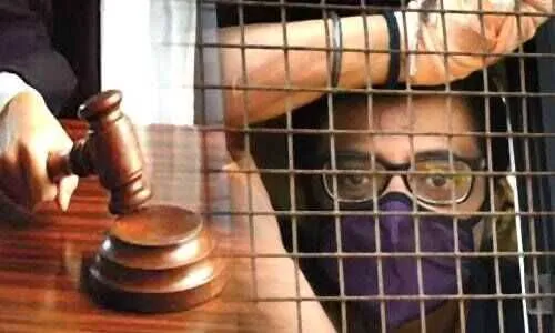 अलीबाग की एक अदालत ने कहा 2018 में आत्महत्या के लिए कथित तौर पर उकसाने के मामले अर्नब की गिरफ्तारी पहली नजर में ‘गैरकानूनी’ प्रतीत होती है