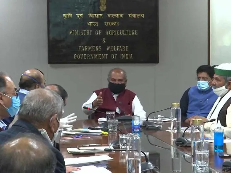 सरकार-किसानों की बातचीत में गतिरोध जारी, 5 दिसंबर को अगली बैठक