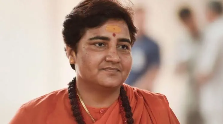 मालेगांव में 2008 में हुए बम धमाकों के मामले में आरोपी प्रज्ञा ठाकुर इस महीने दूसरी बार अदालत में तारीख पर नहीं हुईं पेश