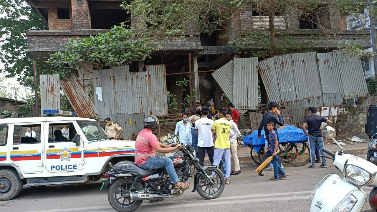 कुर्ला में 17 साल के लड़के ने किया खुदकुशी