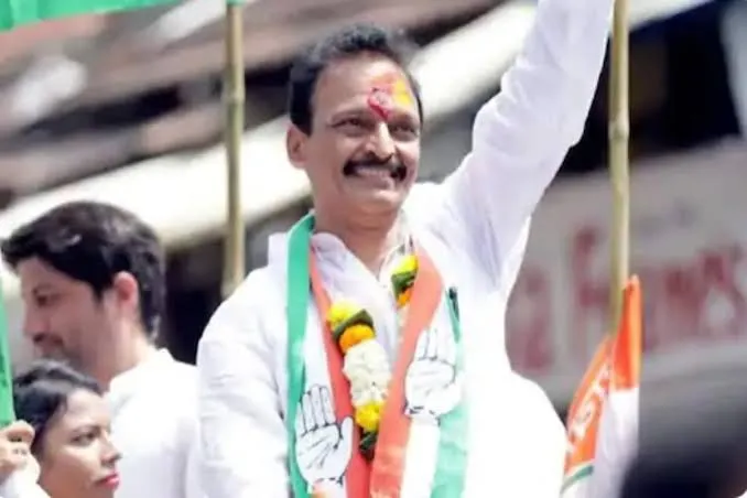कांग्रेस मुंबई प्रमुख जगताप सहित अन्य पर COVID-19 मानदंडों के उल्लंघन का मामला दर्ज किया गया