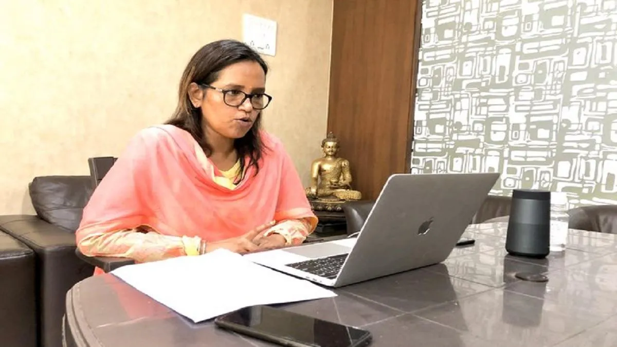 25 फीसदी कम होगा 1 से लेकर 12वीं तक का सिलेबस- स्कूल शिक्षा मंत्री वर्षा गायकवाड़