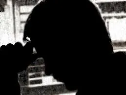 मुंबई : मंत्रालय के बाहर एक व्यक्ति ने खुदकुशी करने की कोशिश की
