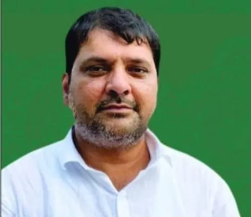 माहिम पुलिस थाने में ज़ुबैर कुरैशी के खिलाफ FIR दर्ज, माहिम दरगाह ट्रस्ट को बदनाम करने का आरोप