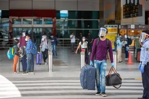 UK ने यात्रा के लिए कोविशील्ड को मंजूरी दी लेकिन भारतीयों को ‘बिना टीकाकरण’ के नियमों का पालन करना होगा