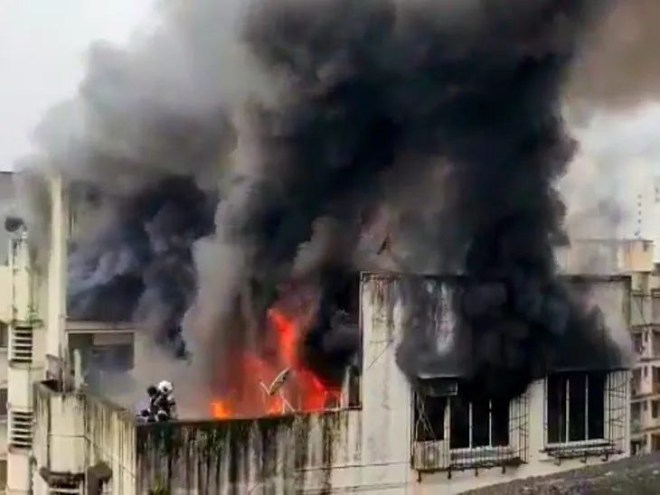 बोरीवली इलाके में एक इमारत में भीषण आग लगी