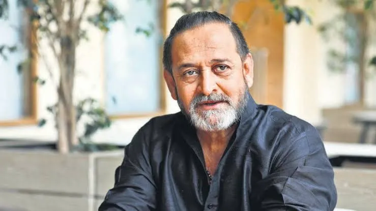 सामाजिक कार्यकर्ता सीमा देशपांडे ने फिल्मकार मांजरेकर के खिलाफ शिकायत की , न्ययालय ने जांच करने मुंबई पुलिस को दिए आदेश