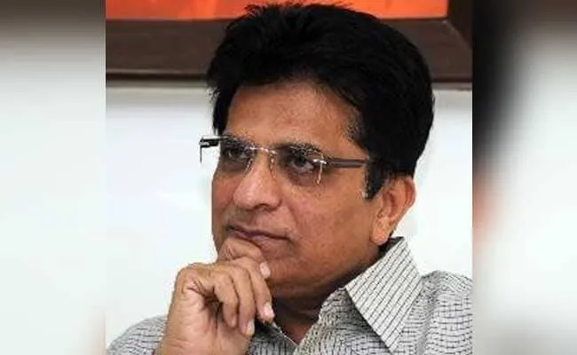 भाजपा नेता सोमैया पर हमले शिवसेना के कार्यकर्ताओं ने पुलिस के समक्ष आत्मसमर्पण किया