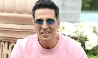 अक्षय कुमार ने जीआरपी मुंबई की ओर से शेयर किया सेफ्टी मैसेज, कहा ‘स्टंट्स नॉट ओके प्लीज