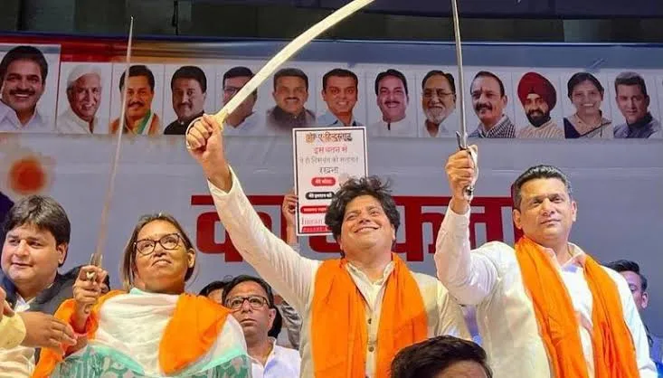 महाराष्ट्र सरकार में मंत्री असलम शेख और वर्षा गायकवाड़ , शायर इमरान प्रतापगढ़ी के खिलाफ FIR दर्ज