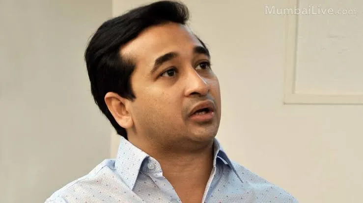 दिशा सलियन मामले में बयान दर्ज कराने पहुंचे केंद्रीय मंत्री नारायण राणे, उनके बेटे