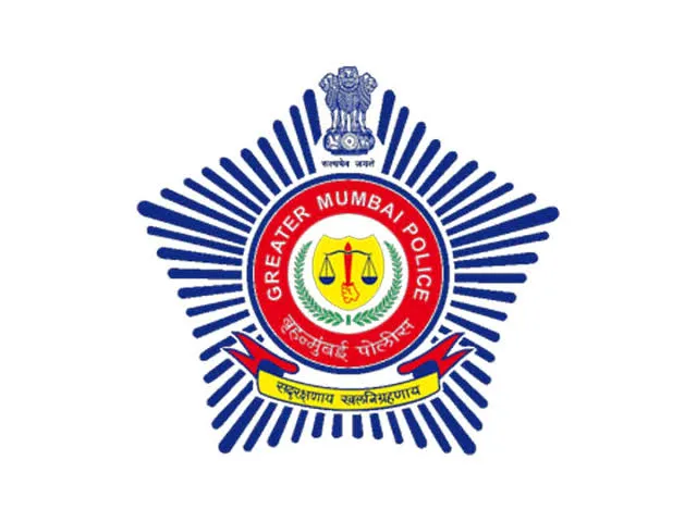 धोखाधड़ी के एक मामले में मुंबई पुलिस द्वारा गिरफ्तार किए गए  व्यक्ति  की मौत