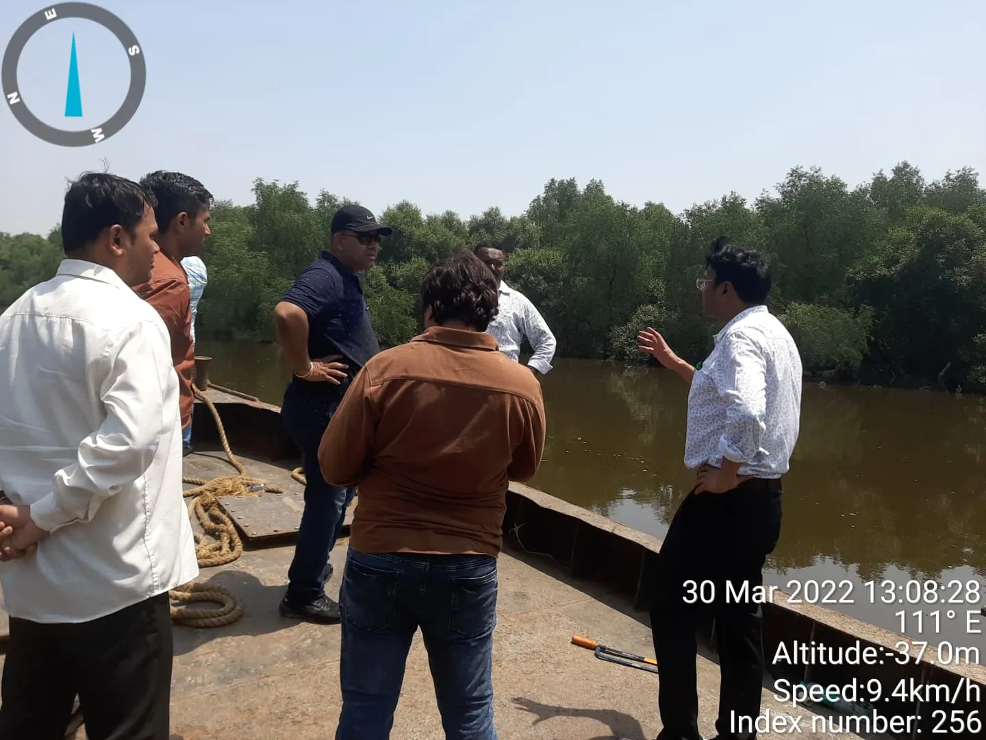 मुंब्रा के रेती माफियों पर हुई तलाठी की कार्यवाही