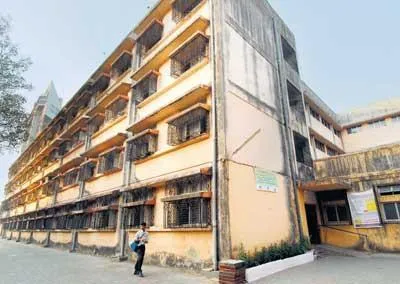 राज्य सरकार महाराष्ट्र के स्कूलों में 2 मई से गर्मी छुट्‌टी की घोषणा कर दी