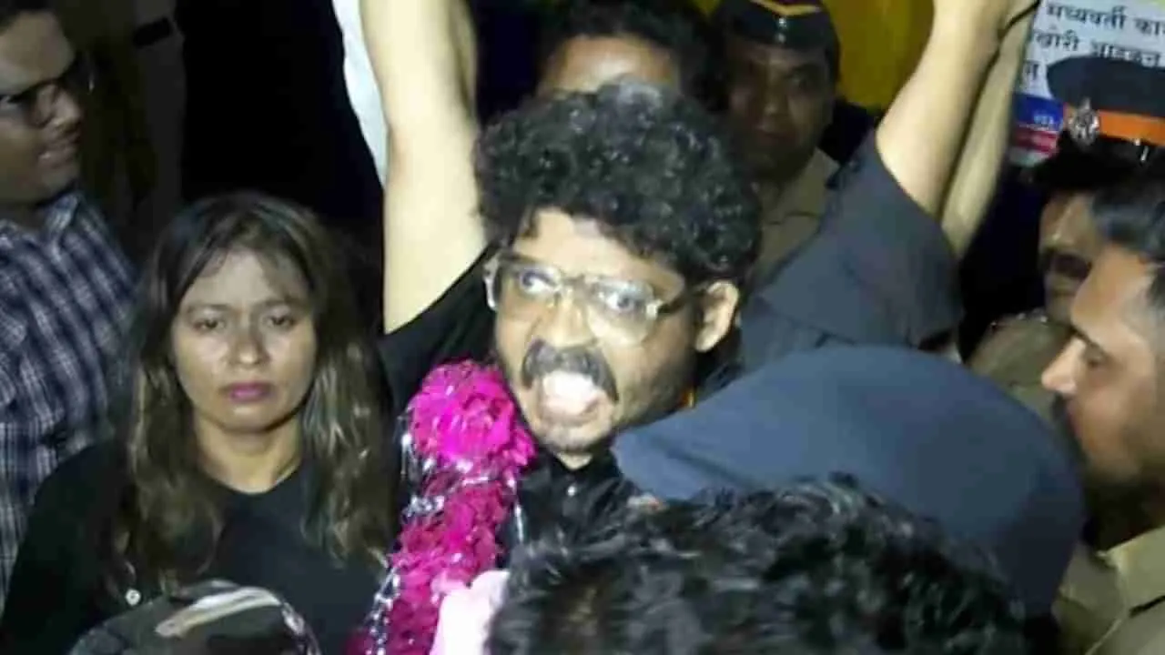 Adv गुणरत्न सदावर्ते 18 दिन बाद जेल से बाहर, जेल के बाहर स्वागत