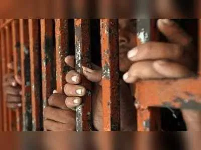 चेंबूर में फर्जी ड्राइविंग लाइसेंस बेचने के आरोप में  व्यक्ति गिरफ्तार