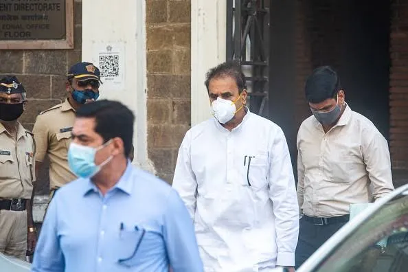 सीबीआई की एक विशेष अदालत ने भ्रष्टाचार मामले में देशमुख को 11 अप्रैल तक सीबीआई हिरासत में भेजा