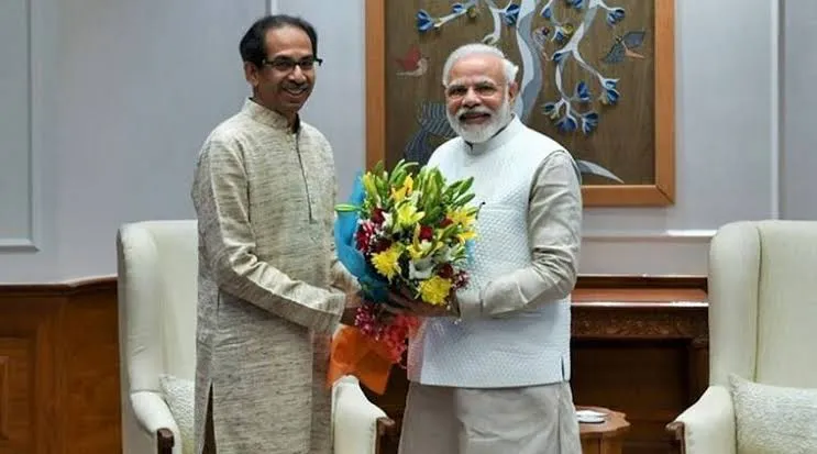 लाउडस्पीकर विवाद के बीच आज एक साथ मंच साझा कर सकते हैं पीएम मोदी और उद्धव ठाकरे, जानें वजह