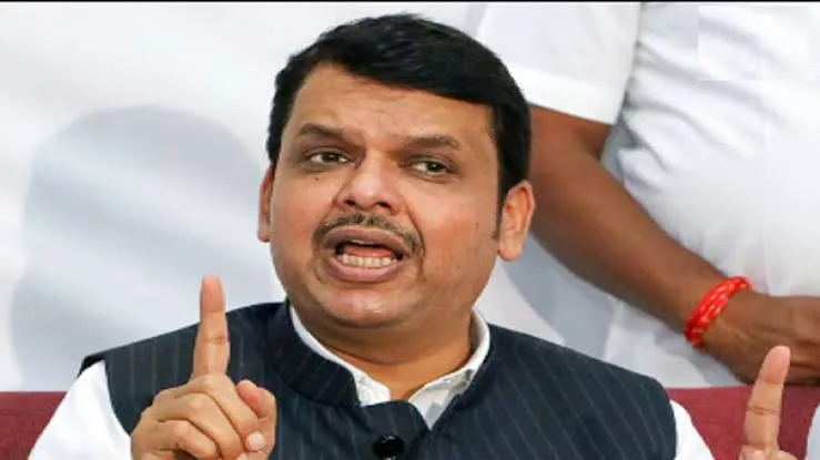 बीजेपी नेता किरीट सोमैया पर हमले के बाद भड़के पूर्व सीएम देवेंद्र फडणवीस, दी ये चेतावनी