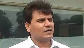 एमआईएम नेता अकबरुद्दीन ओवैसी मुद्दे पर विधायक रवि राणा का सीएम से सवाल