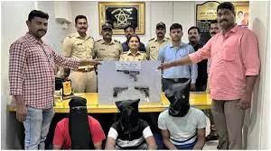 मुंबई पुलिस ने गोल्ड की दूकान लूटने से पहले ही लुटेरों को किया गिरफ्तार