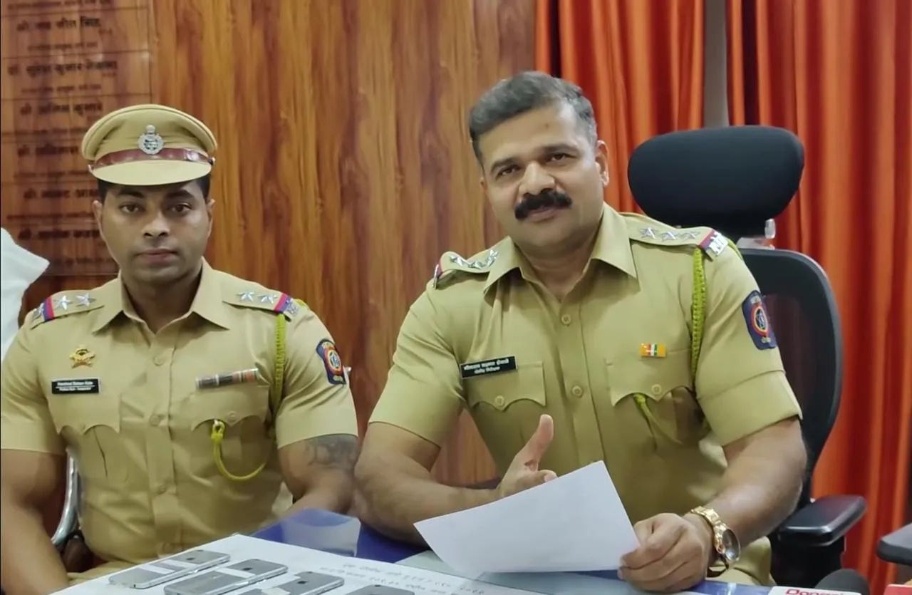 मुम्ब्रा के तीन पोलिस अधिकारियों पर ६ करोड़ लूटने का मामला