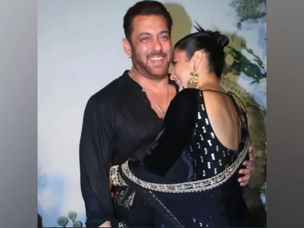 Shehnaaz Gill ने ईद पार्टी में लुटाया Salman Khan पर प्यार