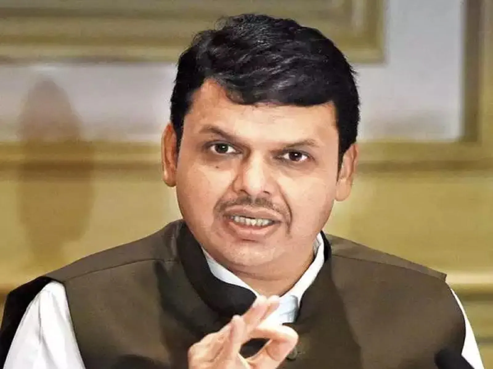 पूर्व मुख्यमंत्री देवेंद्र फडणवीस ने कहा, महाराष्ट्र में चल रही है परिवर्तन की लहर…