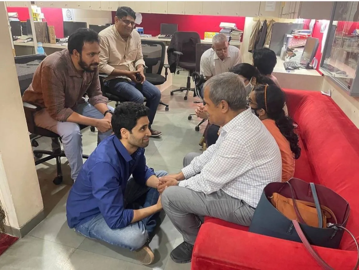 फ़िल्म मेजर देख भावुक हुए मेजर संदीप उन्नीकृष्णन के माता पिता फिल्म से जुड़ी पूरी टीम को किया धन्यवाद