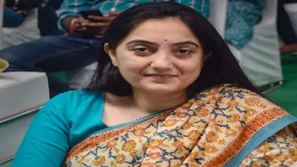 नूपुर शर्मा की विवादित टिप्पणी के बाद से लगातार बढ़ रही मुश्किलें, अब महाराष्ट्र की पायधोनी पुलिस ने जारी किया समन…